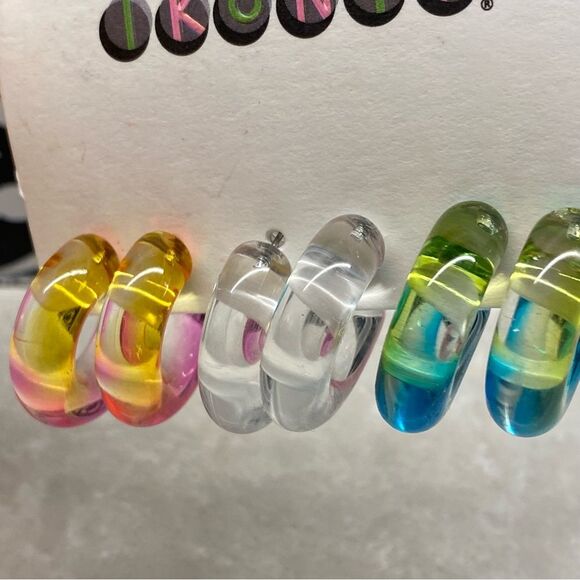 New Gradient Acrylic Hoops - Picture 3 of 10